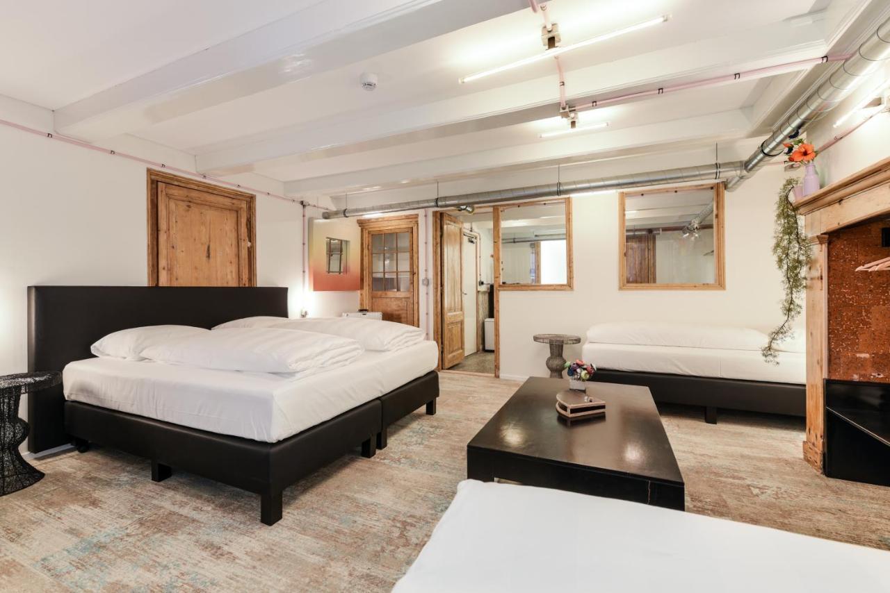 The Monument Hotel The Hague Room photo